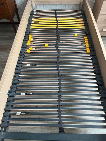 Bed bodem 90x200cm beschikbaar voor biedingen