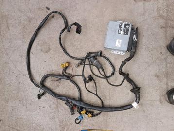 Opel ECU (Motorcomputer) met kabelboom – BOSCH Motronic 0 26 beschikbaar voor biedingen