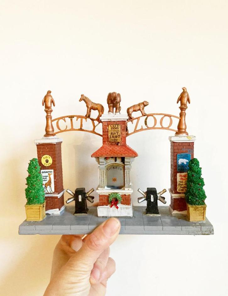 Lemax dierentuin entree. City Zoo Entrance / kerstdorp, Diversen, Kerst, Gebruikt, Ophalen