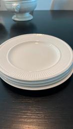 Wedgwood Edme gebaksbordje grootste formaat 4 stuks, Ophalen, Zo goed als nieuw, Aardewerk, Wedgwood