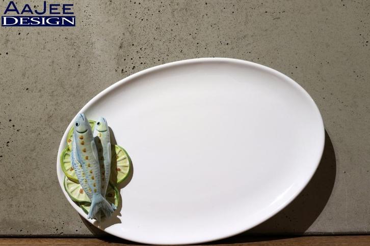 Bassano Italie - Serveerschaal met Sardines -Handbeschilderd, Huis en Inrichting, Keuken | Servies, Gebruikt, Schaal of Schalen