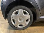 Toyota Aygo 1.0-12V + AIRCO ELEC. RAMEN CENTRAAL.DR, Voorwielaandrijving, Gebruikt, Zwart, 4 stoelen
