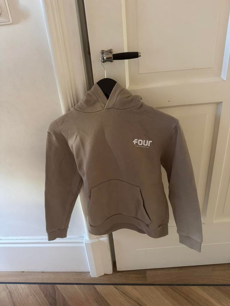 Four pak in beige taupe mt 11-12 jr, Ophalen of Verzenden, Zo goed als nieuw