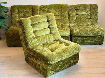 70s elementenbank velvet beschikbaar voor biedingen