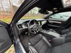 Volvo V90 2.0 T8 AWD R-Design Pano l 360 l H&K, Auto's, Volvo, Euro 6, 4 cilinders, Blauw, Plug-in hybride