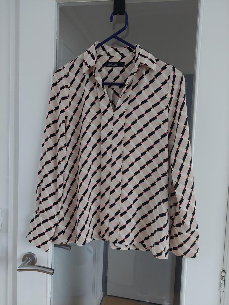 Marc Cain Blouse N2 valt groter kan ook als maat 38, Ophalen of Verzenden
