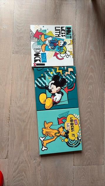 3 x lijstje met disney figuren beschikbaar voor biedingen