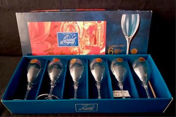 Set/6  Cristal d'Arques Cabourg wijnglazen beschikbaar voor biedingen
