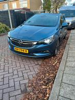 Opel Astra 1.4 Turbo 110KW 5D 2015 Blauw, Auto's, Voorwielaandrijving, Blauw, 620 kg, Origineel Nederlands