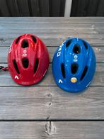 Twee kinderfietshelmen - B'Twin, Ophalen of Verzenden, Zo goed als nieuw, Overige maten, Jongen of Meisje