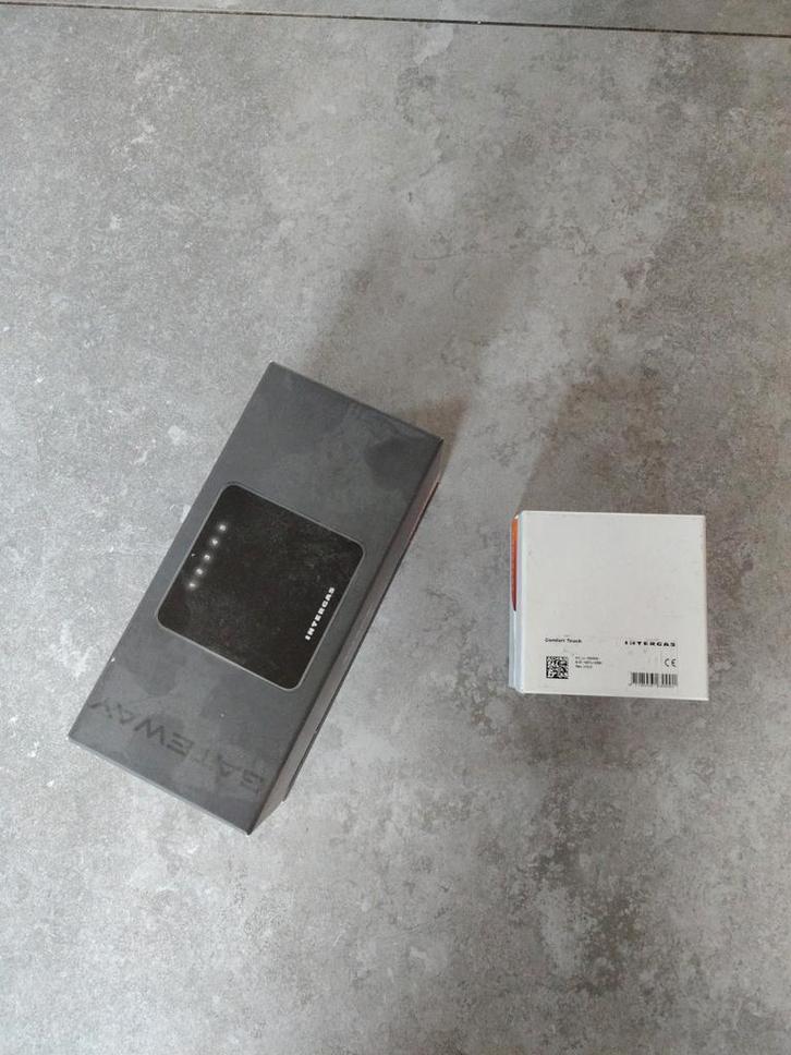 Intergas Thermostaat Wit + Gateway, Doe-het-zelf en Verbouw, Thermostaten, Ophalen of Verzenden