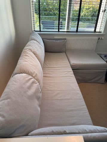 Nette tweepersoons grijze IKEA slaapbank met opbergruimte beschikbaar voor biedingen