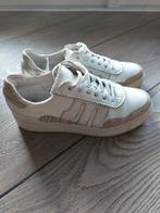 Hele leuke Maruti sneakers maat 37, Wit, Ophalen of Verzenden, Maruti, Sneakers of Gympen