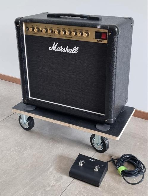 Marshall DSL20CR buizenversterker incl. switch in nieuwstaat, Muziek en Instrumenten, Versterkers | Bas en Gitaar, Zo goed als nieuw