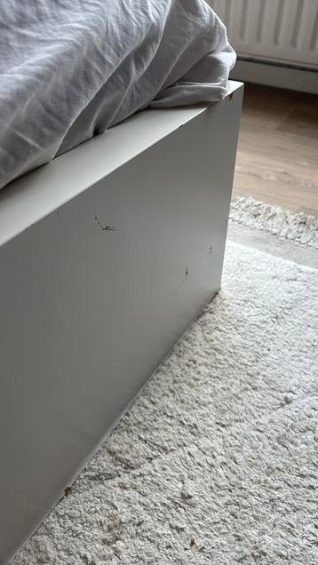 Bedframe (140) en lattenbodems IKEA MALM - afbeelding 2