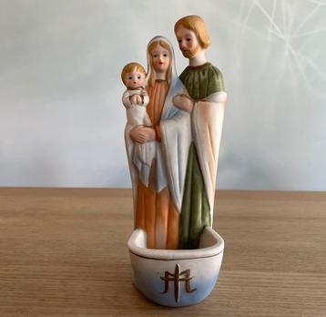 Prachtig vintage heiligbeeld met wijwaterbakje beschikbaar voor biedingen
