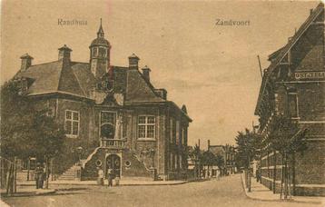 (388-513-035) Zandvoort Raadhuis beschikbaar voor biedingen