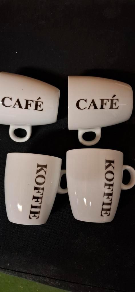 4 Leuke bekers, Huis en Inrichting, Keuken | Servies, Zo goed als nieuw, Kop(pen) en/of Schotel(s), Overige stijlen, Ophalen