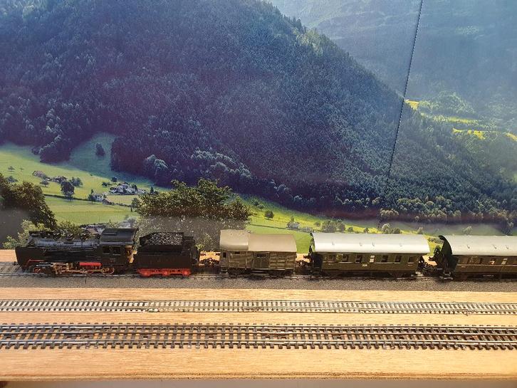 MARKLIN H0 Buurtspoor personentrein: Stoomloc met 5 wagens, Hobby en Vrije tijd, Modeltreinen | H0, Gebruikt, Treinset, Wisselstroom