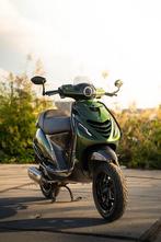 Piaggio Zip 80cc e5 UNIEK, Fietsen en Brommers, Scooters | Piaggio, Maximaal 45 km/u, Zip, Ophalen of Verzenden, Zo goed als nieuw