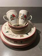 Wedgwood windsor Christmas servies, Huis en Inrichting, Keuken | Servies, Ophalen, Zo goed als nieuw, Wedgwood, Kop(pen) en/of Schotel(s)