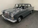 Mercedes-benz 200 Heckflosse Oldtimer - 1967, Te koop, Zilver of Grijs, Geïmporteerd, Bedrijf