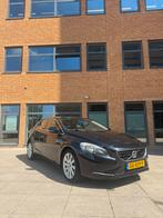 Volvo V40 1.6 T4 180PK Powershift 2015 Zwart Nap, 4 cilinders, 700 kg, 179 pk, Zwart