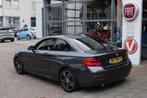 BMW 2-serie Coupé 218i High Executive|M-pakket|Dak|Leer, Automaat, 65 €/maand, Gebruikt, 4 stoelen