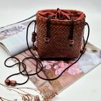 Handgemaakt Bamboe Schoudertasje - Uniek!, Sieraden, Tassen en Uiterlijk, Tassen | Damestassen, Ophalen of Verzenden, Nieuw, Bruin