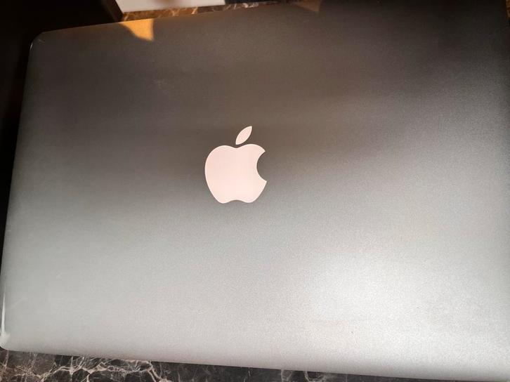 Kapotte MacBook Pro A1502 - Onderdelen, Computers en Software, Apple Macbooks, Niet werkend, MacBook Pro, 13 inch, Onbekend, 8 GB