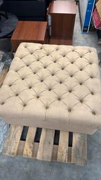 Beige poef, Huis en Inrichting, Ophalen, Rivierra maison, Gebruikt, Vierkant