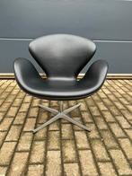 Originele zwart lederen Fritz Hansen Swan chair Topstaat!, Ophalen of Verzenden, 50 tot 75 cm, Mah jong knoll vitra sede artifort b&b italia cassina cor edra