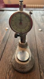 Hoogtemeter MAHR
Meetklok van Mutitoyo, Ophalen