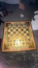 Schaak bord met poppetjes, Hobby en Vrije tijd, Gezelschapsspellen | Bordspellen, Ophalen of Verzenden, Gebruikt