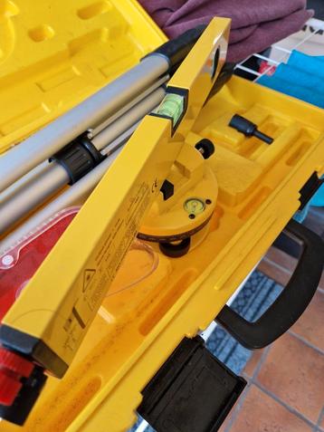 Te koop laser waterpas  beschikbaar voor biedingen
