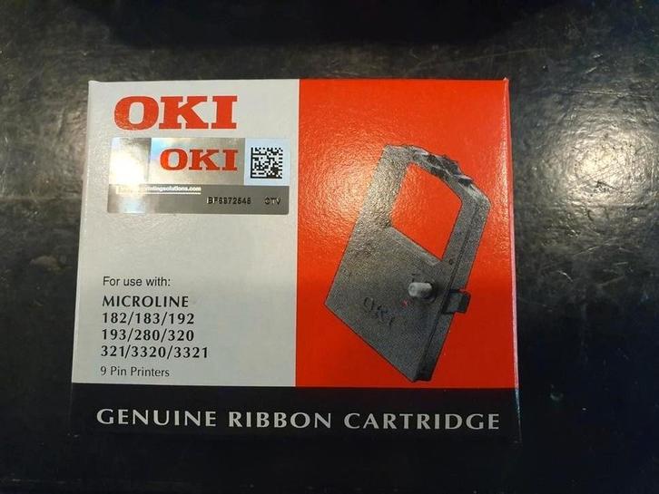 Oki 09002303 Inktlint zwart - Nieuw, Computers en Software, Printerbenodigdheden, Nieuw, Printertape, Ophalen of Verzenden