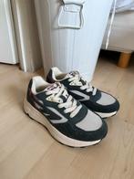 HI-Tec Sneakers Maat 38, Ophalen of Verzenden, Zo goed als nieuw, Zwart, Sneakers of Gympen