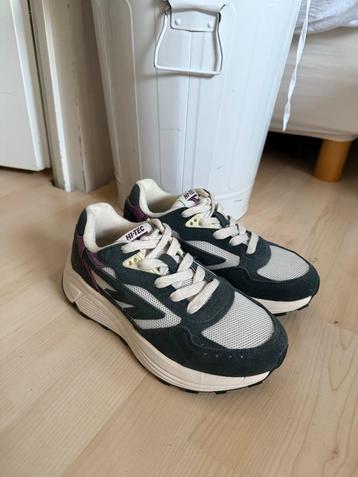 HI-Tec Sneakers Maat 38 beschikbaar voor biedingen
