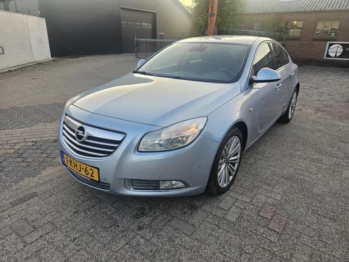 Opel Insignia 2.0 CDTI EcoF. D.Ed.Apk,Nap,Trekhaak,Airco, Auto's, Opel, Bedrijf, Insignia, ABS, Airbags, Airconditioning, Alarm