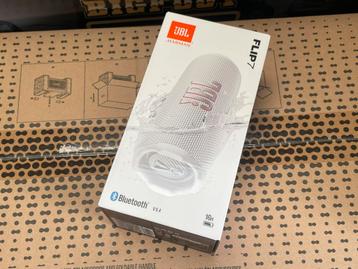 JBL Flip 7 Wit Bluetooth Speaker - Nieuw in Seal! beschikbaar voor biedingen