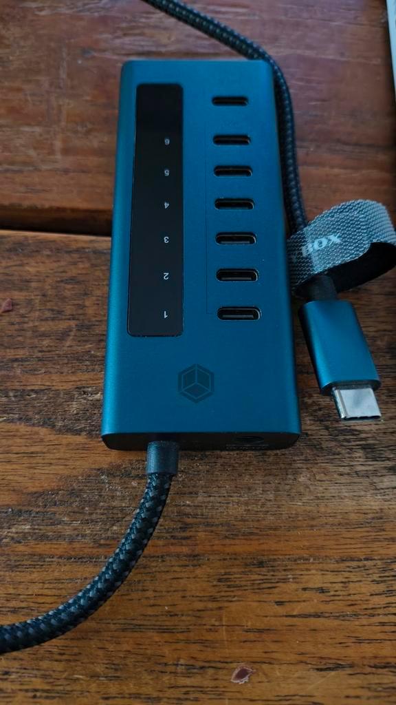 ICY BOX IB-HUB1457-C31 USB 3.2 Gen 2 Type-C Hub 7 poorts, Computers en Software, Pc- en Netwerkkabels, Zo goed als nieuw, Ophalen of Verzenden