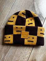 Acne Studios Muts, Kleding | Dames, Ophalen of Verzenden, Zo goed als nieuw, One size fits all, Pet