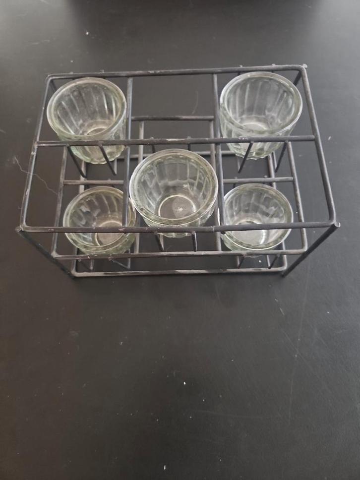 Metalen theelichthouder, Huis en Inrichting, Woonaccessoires | Kandelaars en Kaarsen, Zo goed als nieuw, Kandelaar, Minder dan 25 cm