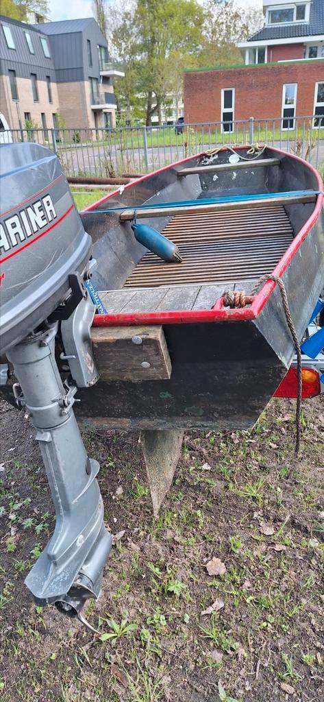 Stalen boot vlet zeer solide met 4 pk motor zonder trailer, Watersport en Boten, Overige Watersport en Boten, Gebruikt, Ophalen
