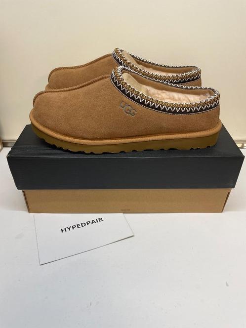 UGG Tasman Slipper Chestnut 42/43, Kleding | Heren, Schoenen, Nieuw, Pantoffels of Sloffen, Bruin, Ophalen of Verzenden