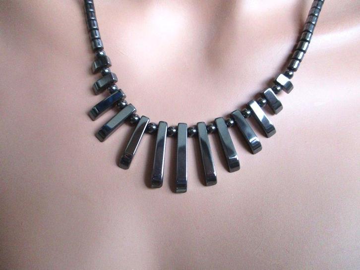 Sieraden set van hematiet edelsteen - halsketting en armband, Sieraden, Tassen en Uiterlijk, Kettingen, Nieuw, Steen of Mineraal