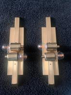 2 design wandlampen van De Knudt Lusterie, Huis en Inrichting, Lampen | Wandlampen, Ophalen, Gebruikt, Metaal, Design