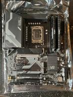 Gigabyte z790d Moederbord met DDR4 32gb 3600 kit, Computers en Software, Moederborden, Ophalen of Verzenden, Zo goed als nieuw