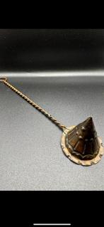 Antieke kaarsendover van koper, Ophalen of Verzenden, Koper