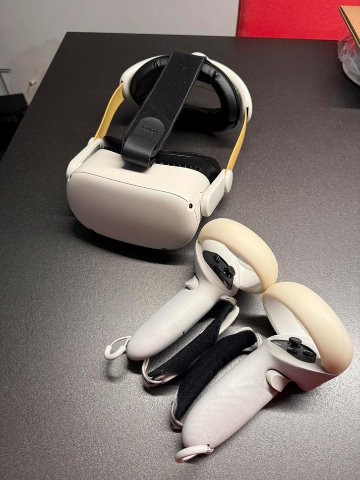 Oculus Quest 2 VR headset 128GB + kiwi elite strap + grips, Spelcomputers en Games, Virtual Reality, Zo goed als nieuw, Overige platformen